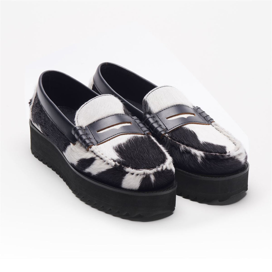 Dan Wedge W Cow Fur | Black White